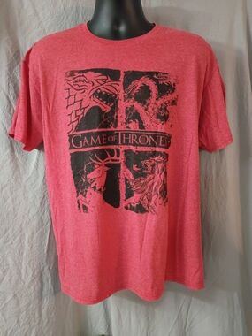 Crewneck Graphic Tee - Red